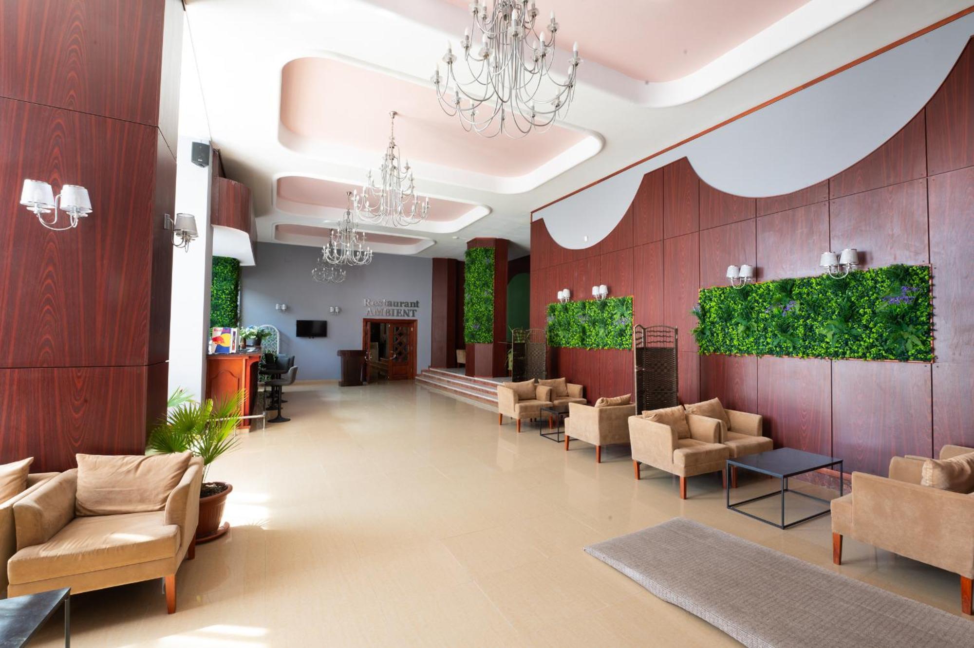 Ambasador Mamaia