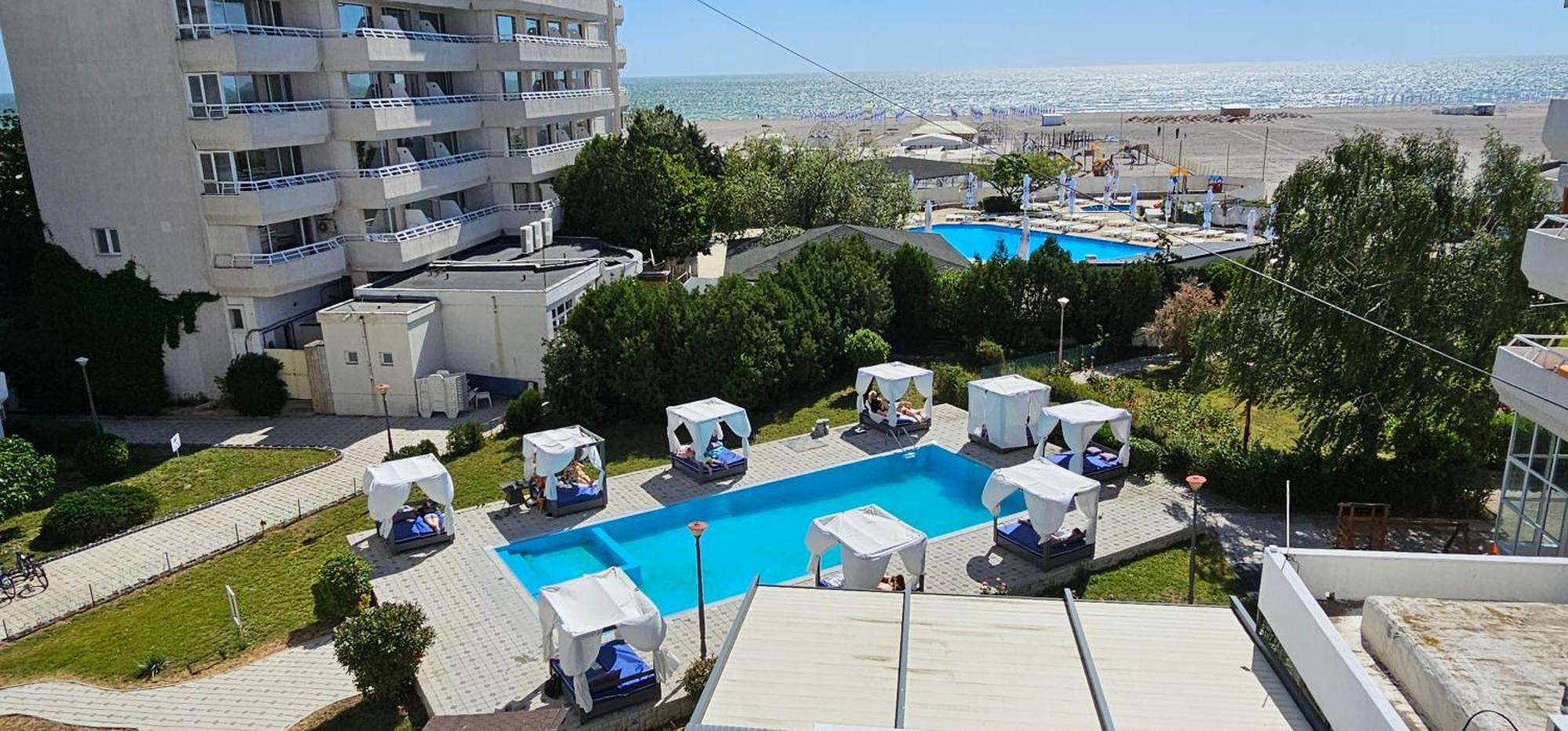 Ambasador Hotel 4*